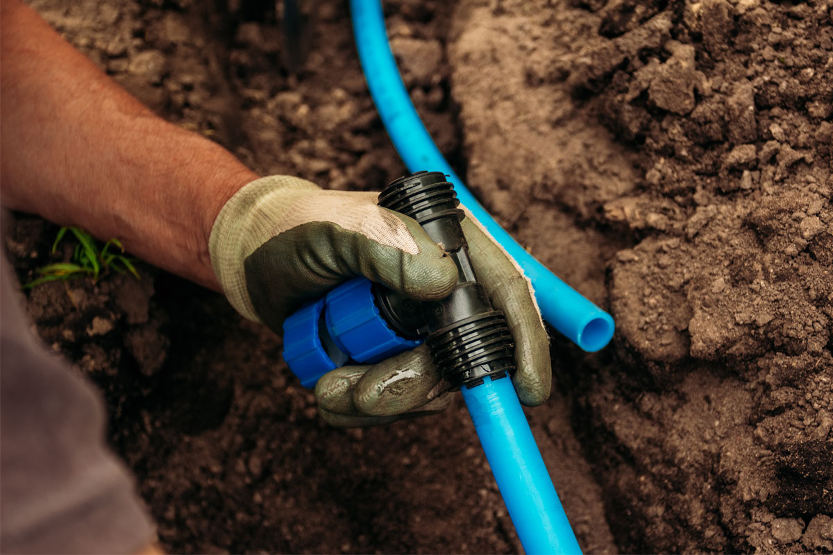 irrigation-mainline-pipe-installation-trench